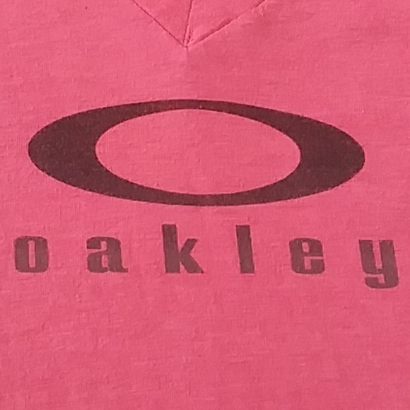 Oakley O-Logo V-Neck Pink Tee - Picture 3 of 6